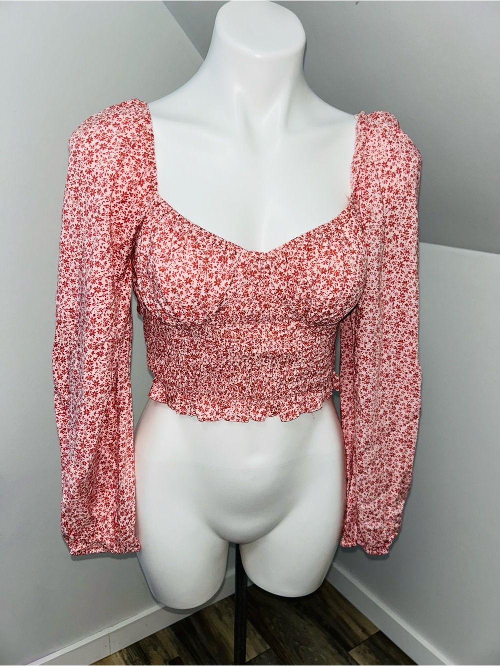 Cotton Candy Red/Pink Floral Smocked Crop Top small